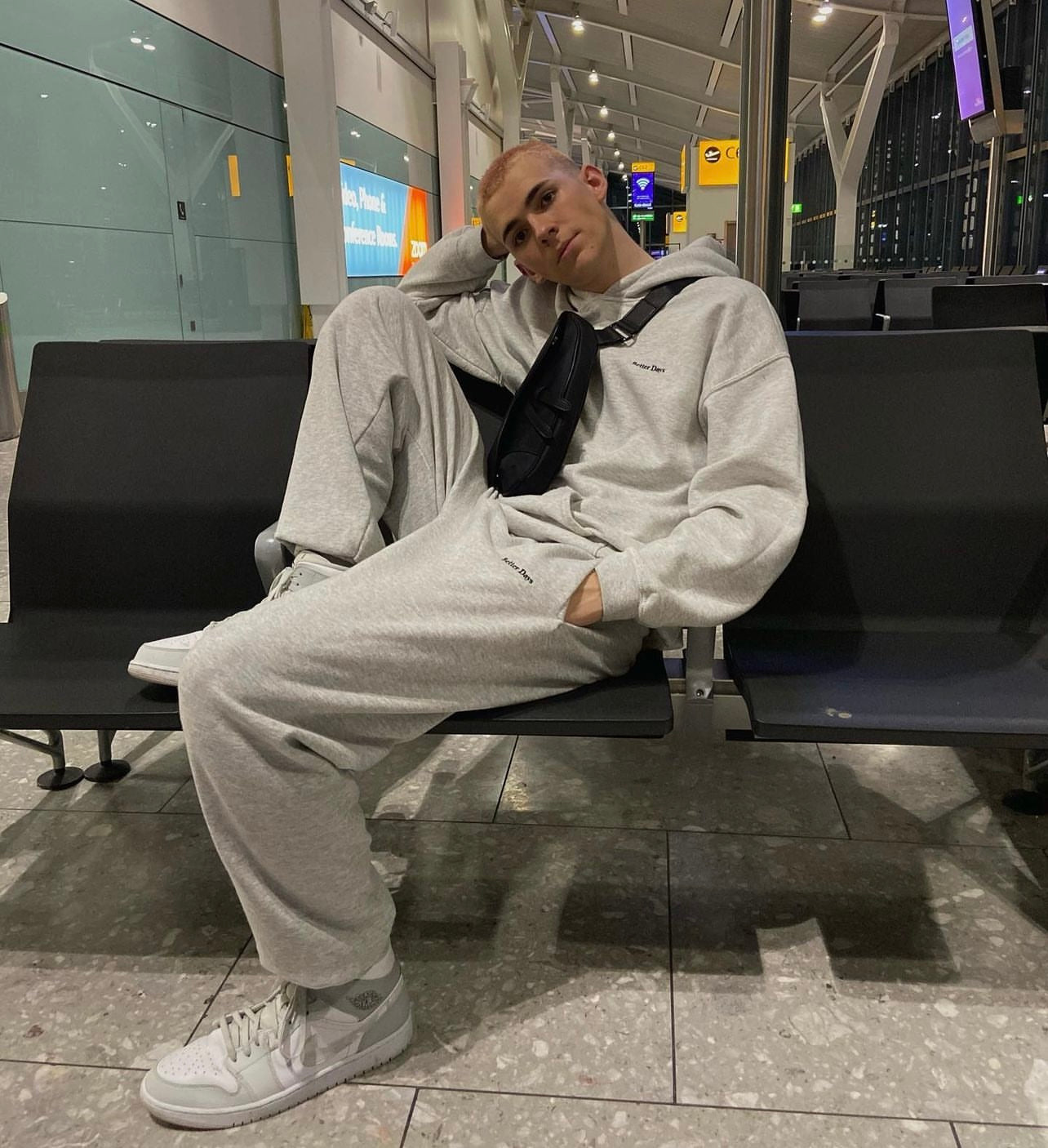 Ash grey hoodie and sweatpants set.